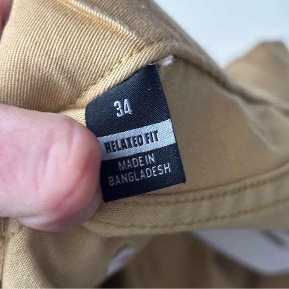 Carhartt Men’s 9” Relaxed Fit Short Khaki Size 34 Stretch - Picture 6 of 8